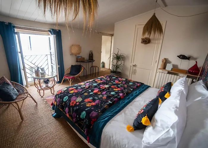 La Belle Amarre-bed And Breakfast-maison D'hotes 4* La Rochelle (Charente-Maritime)