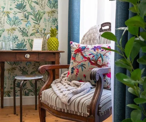 La Belle Amarre-bed And Breakfast-maison D'hotes La Rochelle (Charente-Maritime)