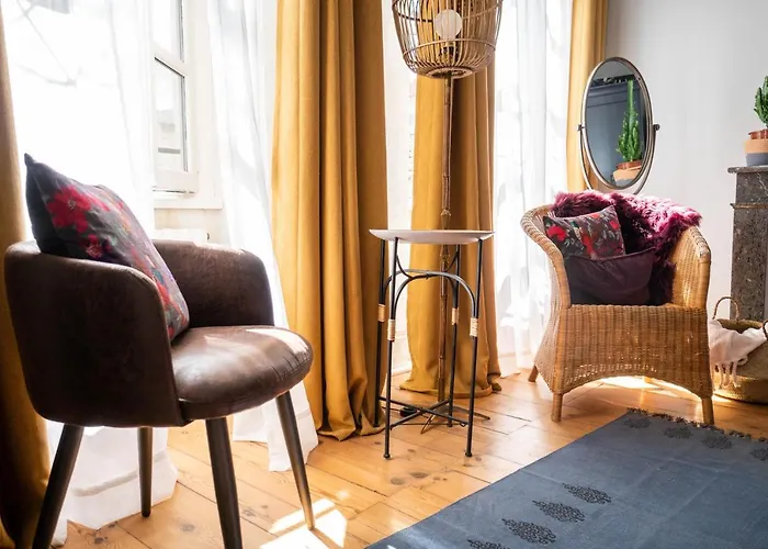 La Belle Amarre-bed And Breakfast-maison D'hotes La Rochelle (Charente-Maritime)